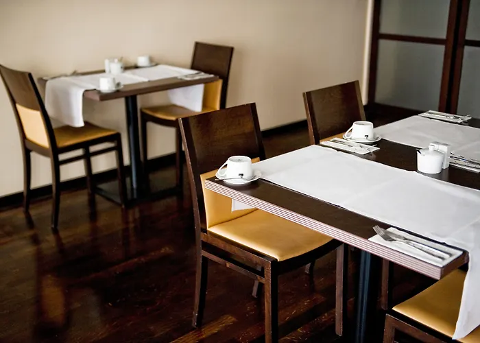 Hotel Tante Alma Bristol 4*